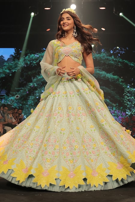 Buy_Keerthi Kadire_Green Raw Silk, Organza Floral Applique V Neck Bridal Lehenga Set _Online_at_Aza_Fashions