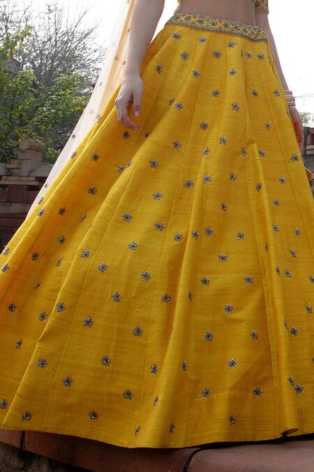Keerthi Kadire Yellow Raw Silk, Net Scoop Neck Embroidered Lehenga Set Online at Aza Fashions Keerthi Kadire_Yellow Raw Silk, Net Scoop Neck Embroidered Lehenga Set _Online_at_Aza_Fashions