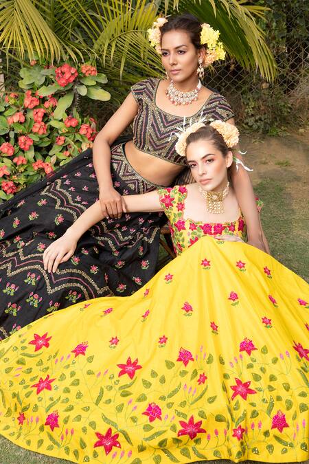 Buy_Keerthi Kadire_Yellow Raw , Dola Square Neck Embroidered Blouse And Lehenga Set _Online_at_Aza_Fashions