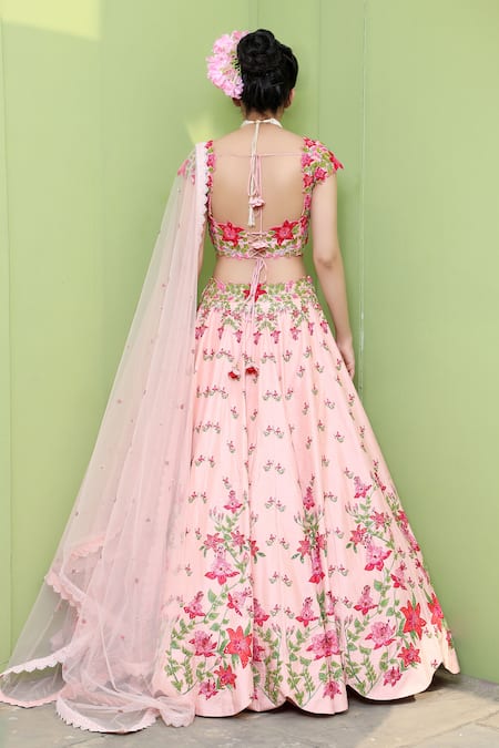 Shop Keerthi Kadire Peach Raw , Net, Dola Round Embroidered Bridal Lehenga Set at Aza Fashions Shop_Keerthi Kadire_Peach Raw , Net, Dola Round Embroidered Bridal Lehenga Set _at_Aza_Fashions