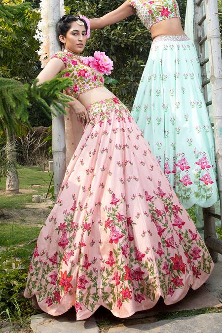 Keerthi Kadire Peach Raw , Net, Dola Round Embroidered Bridal Lehenga Set Online at Aza Fashions Keerthi Kadire_Peach Raw , Net, Dola Round Embroidered Bridal Lehenga Set _Online_at_Aza_Fashions