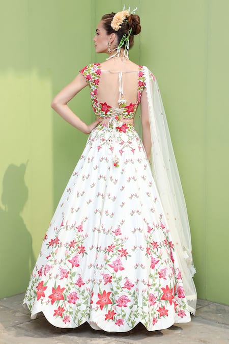 Shop Keerthi Kadire White Raw , Net, Dola Round Embroidered Bridal Lehenga Set at Aza Fashions Shop_Keerthi Kadire_White Raw , Net, Dola Round Embroidered Bridal Lehenga Set _at_Aza_Fashions