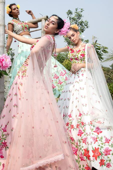 Buy Keerthi Kadire White Raw , Net, Dola Round Embroidered Bridal Lehenga Set Online at Aza Fashions Buy_Keerthi Kadire_White Raw , Net, Dola Round Embroidered Bridal Lehenga Set _Online_at_Aza_Fashions