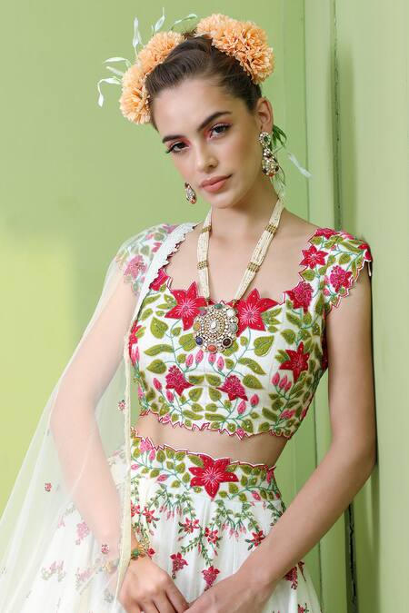 Shop Keerthi Kadire White Raw , Net, Dola Round Embroidered Bridal Lehenga Set Online at Aza Fashions Shop_Keerthi Kadire_White Raw , Net, Dola Round Embroidered Bridal Lehenga Set _Online_at_Aza_Fashions