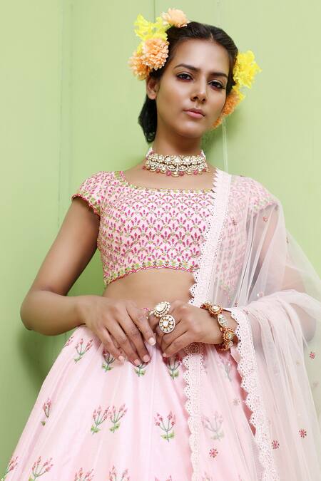 Keerthi Kadire Pink Raw , Net, Dola Round Embroidered Bridal Lehenga Set at Aza Fashions Keerthi Kadire_Pink Raw , Net, Dola Round Embroidered Bridal Lehenga Set _at_Aza_Fashions