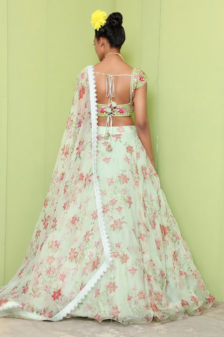 Shop Keerthi Kadire Green Raw Silk, Organza Square Neck Printed Bridal Lehenga Set at Aza Fashions Shop_Keerthi Kadire_Green Raw Silk, Organza Square Neck Printed Bridal Lehenga Set _at_Aza_Fashions