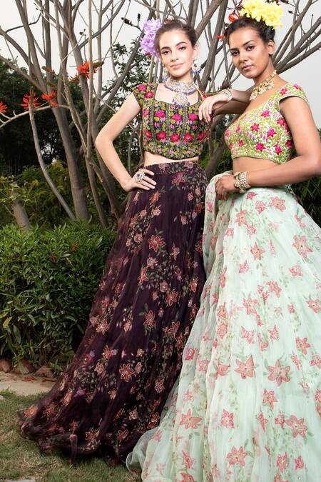 Buy_Keerthi Kadire_Black Raw Silk, Organza Square Neck Printed Lehenga Set _Online_at_Aza_Fashions