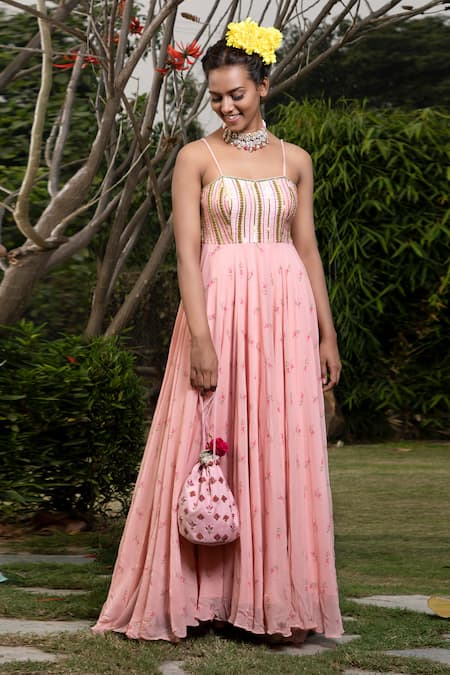 Alia Bhatt, Janhvi Kapoor ramp up fashion quotient at an event