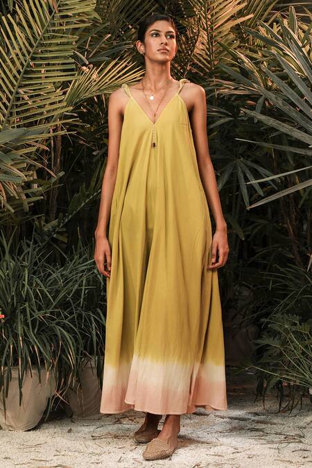 Kharakapas Green Mul Cotton V Neck Printed Maxi Dress Online at Aza Fashions Kharakapas_Green Mul Cotton V Neck Printed Maxi Dress _Online_at_Aza_Fashions