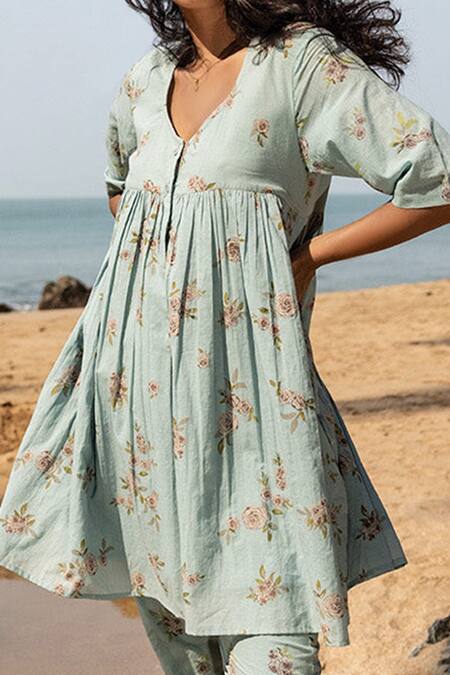 Buy_Kharakapas_Blue Cotton Floral Motifs Round Neck Printed Top And Pant Set _Online_at_Aza_Fashions