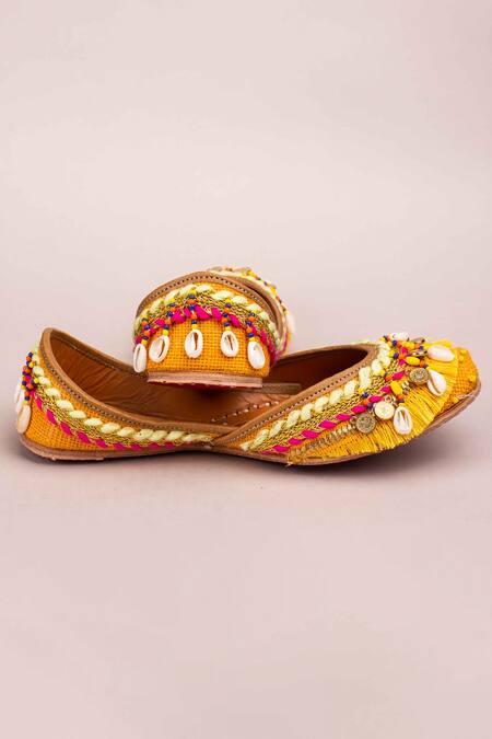 Shop_Kasually Klassy_Yellow Tassel Embellished Juttis_Online_at_Aza_Fashions