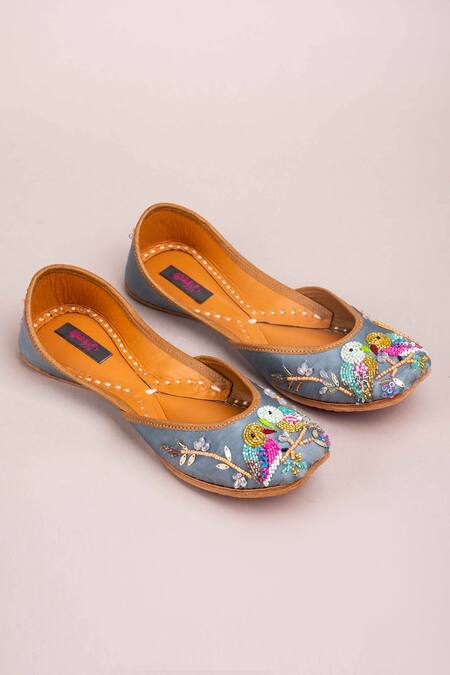 Kasually Klassy Grey Bird Embroidered Juttis Online at Aza Fashions Kasually Klassy_Grey Bird Embroidered Juttis_Online_at_Aza_Fashions