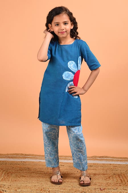 Kalp Floral Applique Kurta & Pant Set 