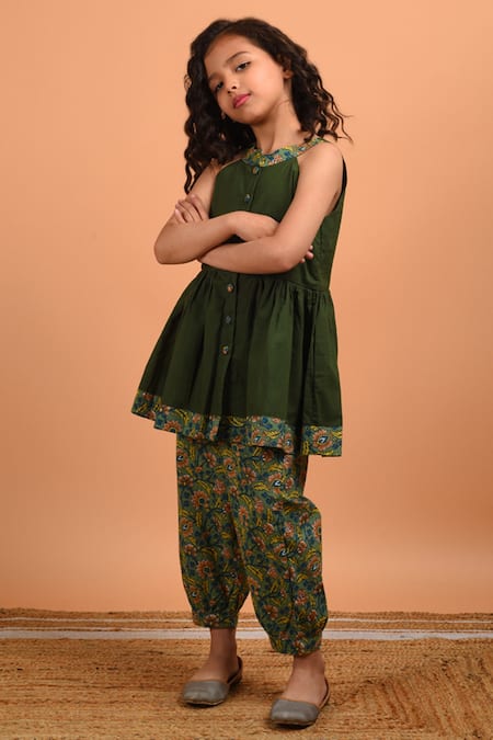 Buy Kalp Green Cotton Tropical Anarkali And Afghani Pant Set Online at Aza Fashions Buy_Kalp_Green Cotton Tropical Anarkali And Afghani Pant Set _Online_at_Aza_Fashions