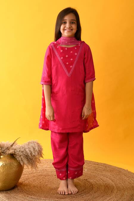 Buy_Kalp_Pink Muslin, Silk, Cotton Lace, Embroidery Bandhani Kurta Set _Online_at_Aza_Fashions