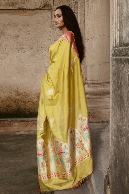 Shop Kasturi Kundal Yellow Base Fabric Pure Silk Banarasi Handloom Saree at Aza Fashions Shop_Kasturi Kundal_Yellow Base Fabric Pure Silk Banarasi Handloom Saree_at_Aza_Fashions