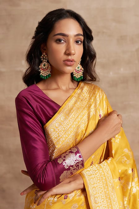 Buy Kasturi Kundal Yellow Base Fabric Pure Silk Banarasi Handloom Saree Online at Aza Fashions Buy_Kasturi Kundal_Yellow Base Fabric Pure Silk Banarasi Handloom Saree _Online_at_Aza_Fashions