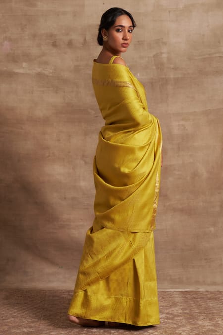 Kasturi Kundal Silk Banarasi Handloom Saree 