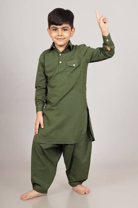 Buy Green Cotton Plain Pathani Kurta Set For Boys by Kalp Online