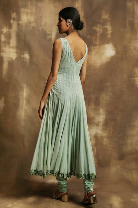 Buy Karishma Khanduja Bareilly Green Cotton V Neck Anarkali Set Online at Aza Fashions Buy_Karishma Khanduja Bareilly_Green Cotton V Neck Anarkali Set _Online_at_Aza_Fashions