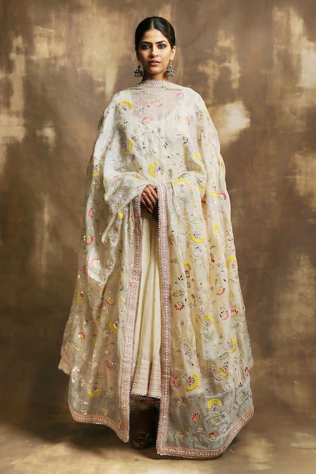 Buy Karishma Khanduja Bareilly Beige Cotton With Foil Weave Scoop Neck Woven Motif Anarkali Set Online at Aza Fashions Buy_Karishma Khanduja Bareilly_Beige Cotton With Foil Weave Scoop Neck Woven Motif Anarkali Set _Online_at_Aza_Fashions