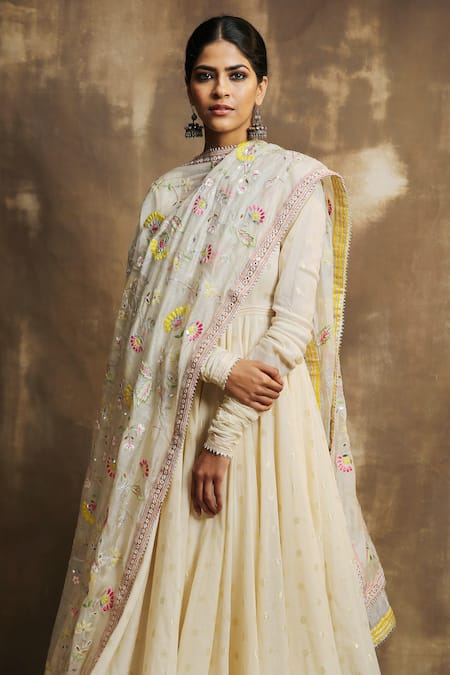 Shop Karishma Khanduja Bareilly Beige Cotton With Foil Weave Scoop Neck Woven Motif Anarkali Set Online at Aza Fashions Shop_Karishma Khanduja Bareilly_Beige Cotton With Foil Weave Scoop Neck Woven Motif Anarkali Set _Online_at_Aza_Fashions
