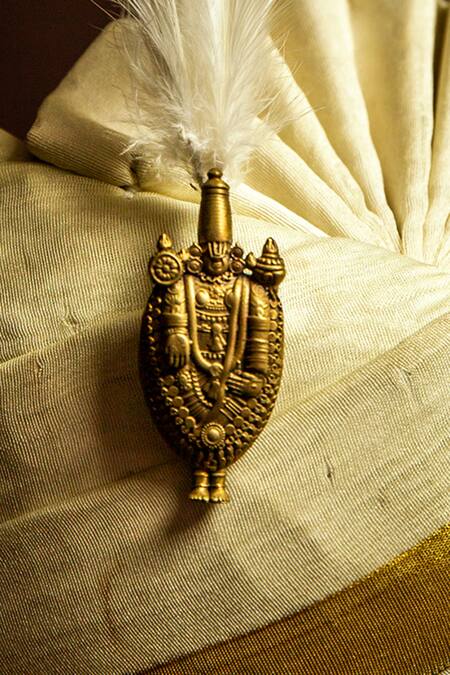 Cosa Nostraa Gold Lord Balaji Kalangi Online at Aza Fashions Cosa Nostraa_Gold Lord Balaji Kalangi _Online_at_Aza_Fashions