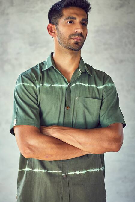 Buy Kharakapas Green Handloom Cotton Shibori Pattern Forest Ghost Shirt Online at Aza Fashions Buy_Kharakapas_Green Handloom Cotton Shibori Pattern Forest Ghost Shirt _Online_at_Aza_Fashions