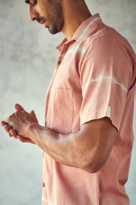 Kharakapas Pink Handloom Cotton Pattern Flurry Shirt at Aza Fashions Kharakapas_Pink Handloom Cotton Pattern Flurry Shirt _at_Aza_Fashions