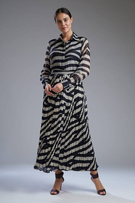 Koai_White Chanderi Silk Straight Collar Printed Shirt _at_Aza_Fashions