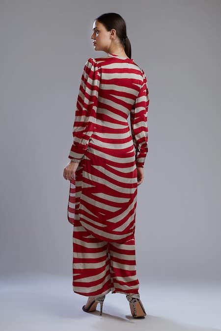 Shop Koai White Silk Round Printed Tunic at Aza Fashions Shop_Koai_White Silk Round Printed Tunic _at_Aza_Fashions