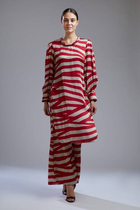 Shop Koai White Silk Round Printed Tunic Online at Aza Fashions Shop_Koai_White Silk Round Printed Tunic _Online_at_Aza_Fashions