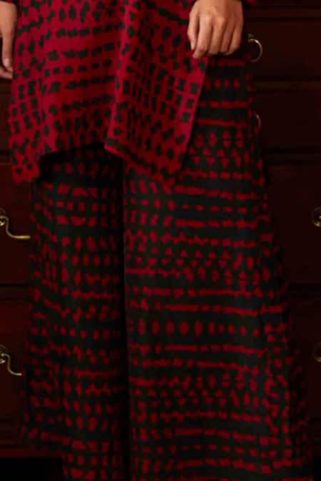 Koai_Green Muslin Round Abstract Print Pant_Online_at_Aza_Fashions