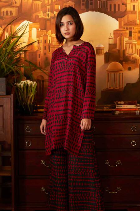Buy_Koai_Pink Muslin Silk Round Abstract Print Tunic _Online_at_Aza_Fashions