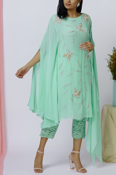 Aariyana Couture Embroidered kurta set 