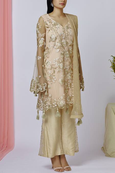 Buy_Aariyana Couture_Gold Net, Organza, Bamboo Tassels Collared Embroidered Kurta Set_Online_at_Aza_Fashions