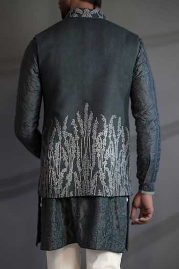 Shop Punit Arora Green Cotton Silk Embroidered Bundi And Kurta Set Online at Aza Fashions Shop_Punit Arora_Green Cotton Silk Embroidered Bundi And Kurta Set _Online_at_Aza_Fashions