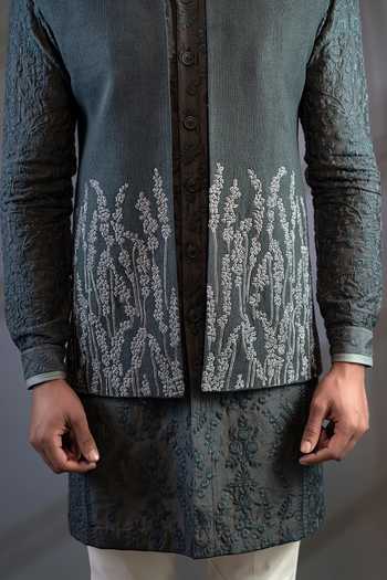 Punit Arora Green Cotton Silk Embroidered Bundi And Kurta Set at Aza Fashions Punit Arora_Green Cotton Silk Embroidered Bundi And Kurta Set _at_Aza_Fashions
