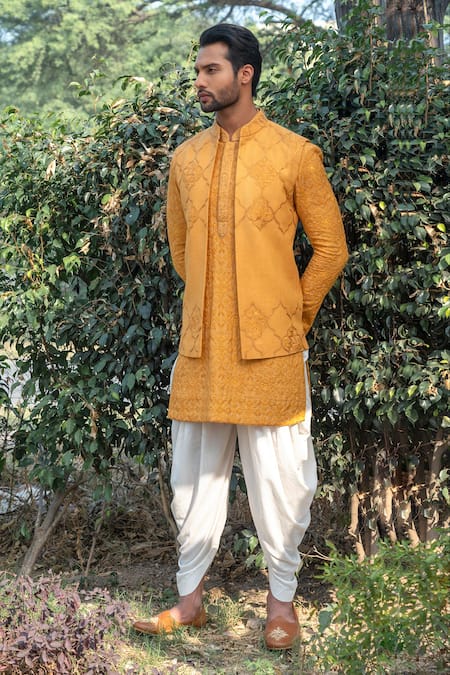 Punit Arora Peach Matka Silk Embroidered Bundi And Kurta Set 