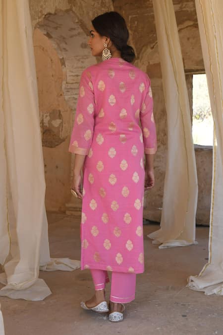 Karaj Jaipur Chanderi Kurta Set 