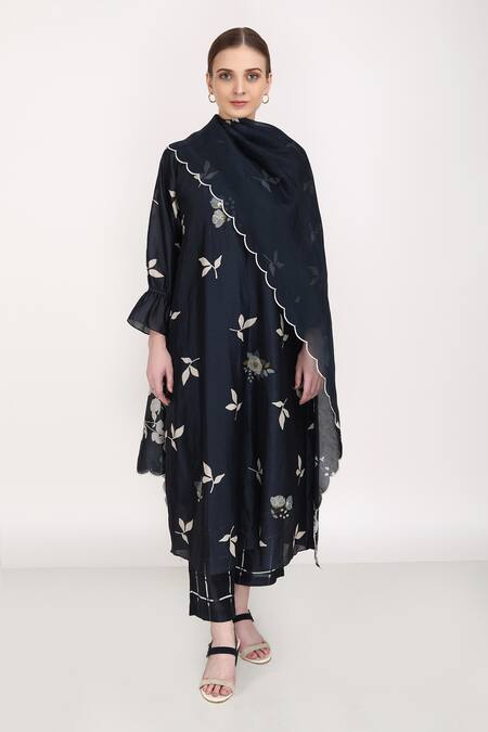 Buy_Arcvsh By Pallavi Singh_Blue 100% Organza, Lining Cotton, Chanderi Leaf Round Print Kurta Set _Online_at_Aza_Fashions