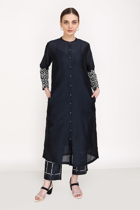 Buy_Arcvsh By Pallavi Singh_Blue 100% Organza, Lining Cotton, Sleeve Embroidered Kurta Set _Online_at_Aza_Fashions