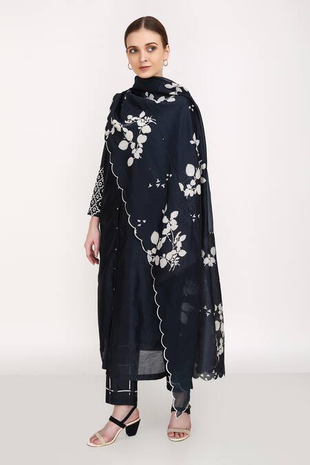 Shop_Arcvsh By Pallavi Singh_Blue 100% Organza, Lining Cotton, Sleeve Embroidered Kurta Set _Online_at_Aza_Fashions