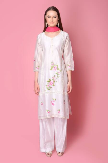 Surabhi Arya_White Kurta And Pant Silk Chanderi Dupatta Chiffon Set _Online_at_Aza_Fashions
