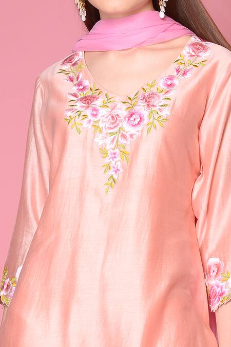 Shop_Surabhi Arya_Peach Kurta And Pant Silk Chanderi Dupatta Chiffon Set _Online_at_Aza_Fashions
