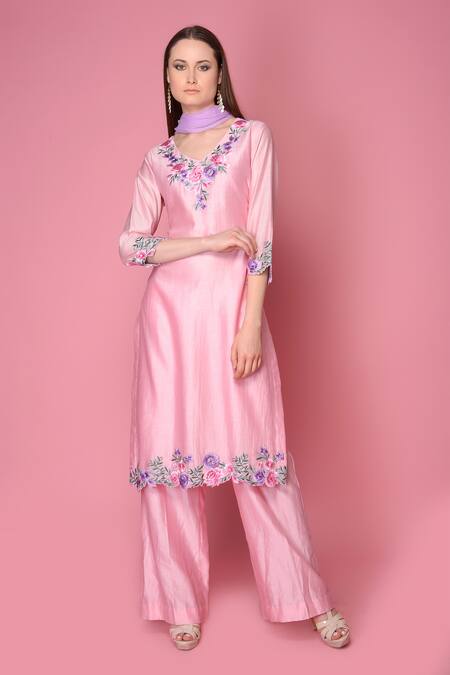 Surabhi Arya_Pink Kurta And Pant Silk Chanderi Dupatta Chiffon Set _Online_at_Aza_Fashions