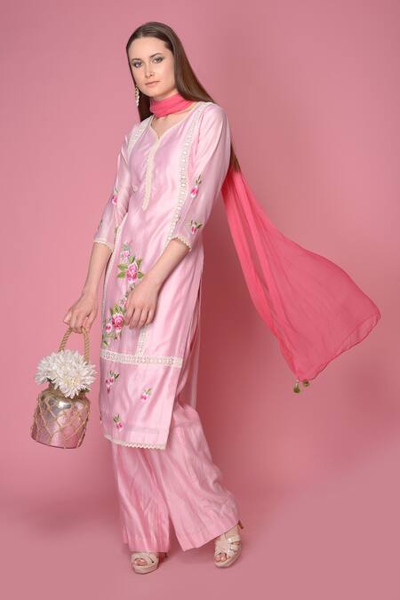 Surabhi Arya_Pink Kurta And Pant Silk Chanderi Dupatta Chiffon Set _Online_at_Aza_Fashions