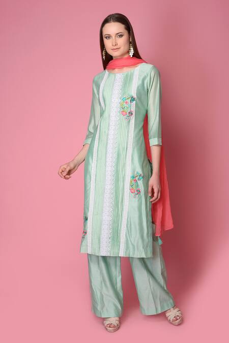Surabhi Arya_Green Kurta And Pant Silk Chanderi Dupatta Chiffon Pintuck Set_Online_at_Aza_Fashions