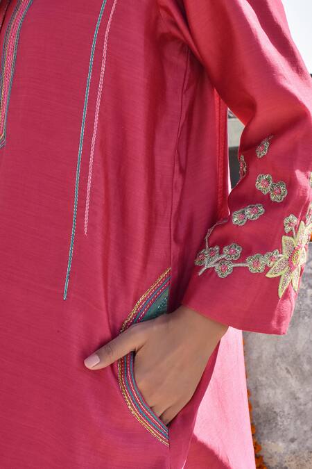 Kanika Sharma_Pink Cotton, Chanderi Kurta Set _at_Aza_Fashions