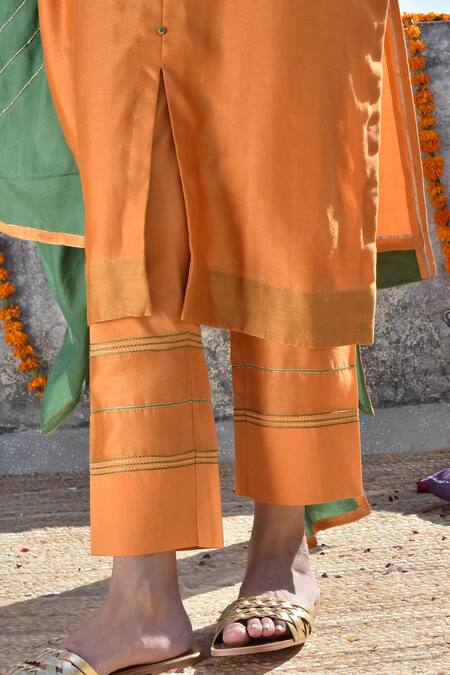 Kanika Sharma_Blue Cotton, Chanderi Kurta Set _at_Aza_Fashions